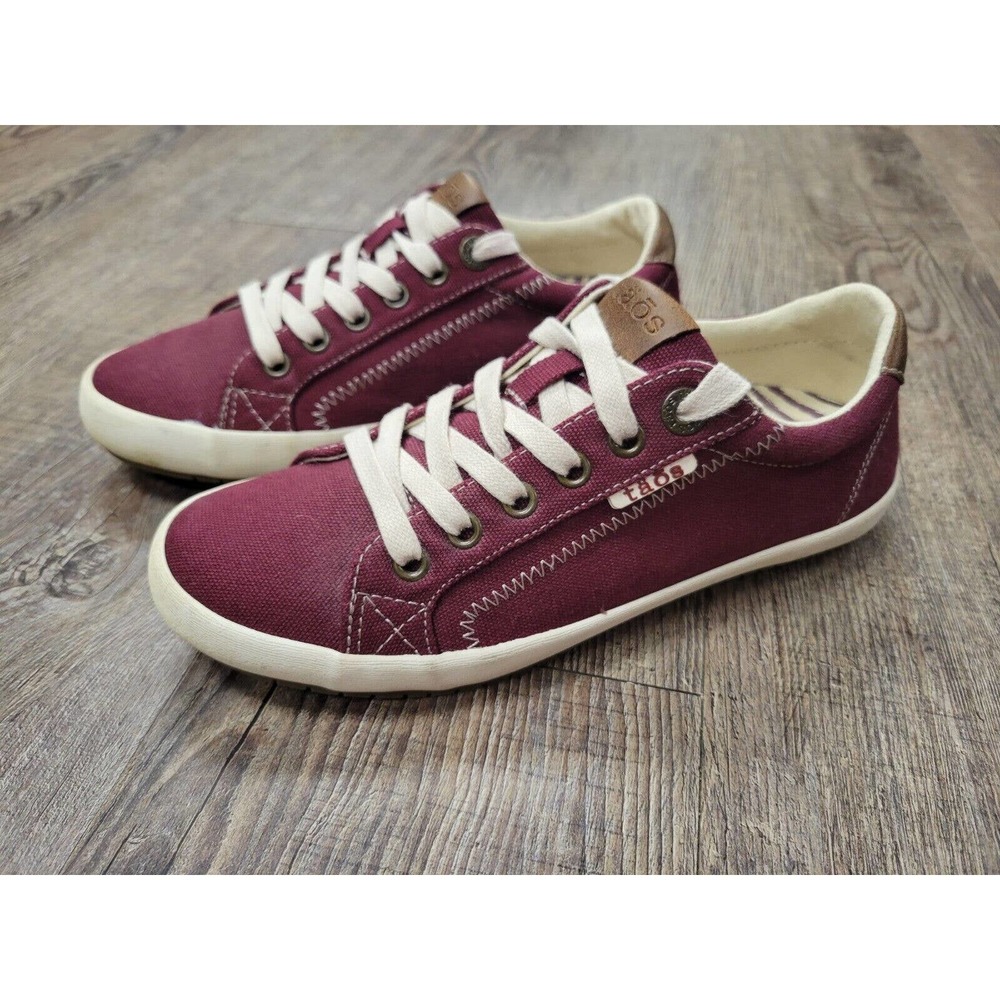 Taos Women's Size 6.5 Star Burst Red Canvas Low Top Lace Up Sneaker Casual Shoe